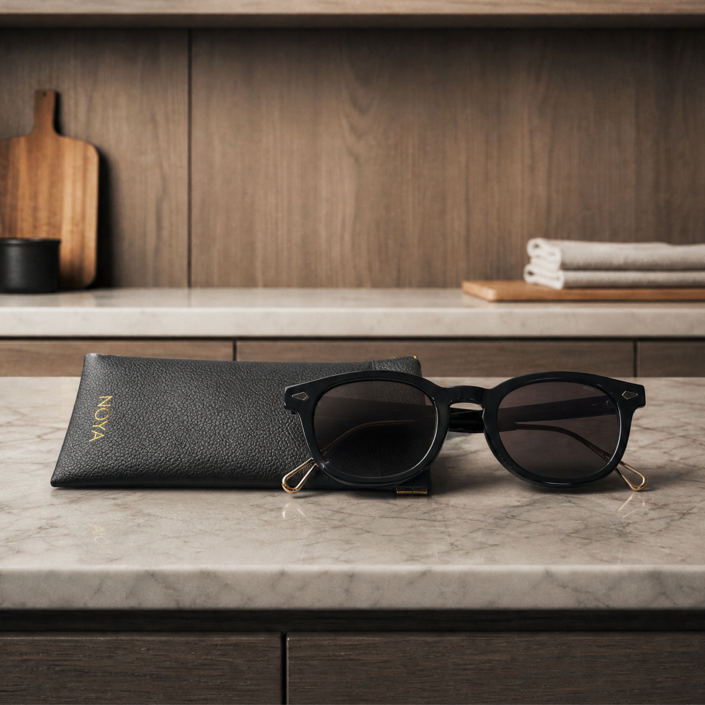 NOYA LEATHER CASE